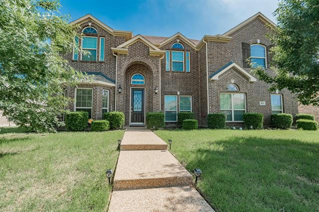 824 REGAL BLUFF LN, DESOTO, TX 75115, photo 1 of 40