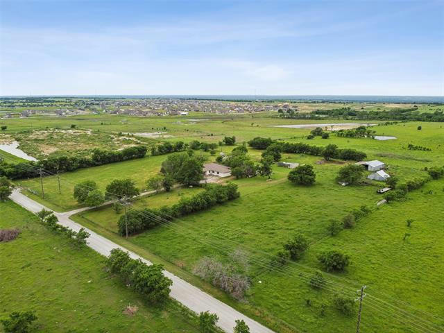 1521 PIONEER RD, NEW FAIRVIEW, TX 76078, photo 1 of 40