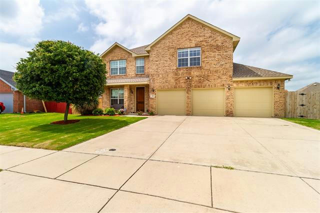 203 STABLE DR, WAXAHACHIE, TX 75165, photo 1 of 28