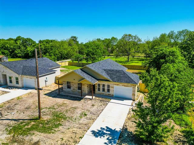 305 SW 6TH ST, KERENS, TX 75144, photo 1 of 35