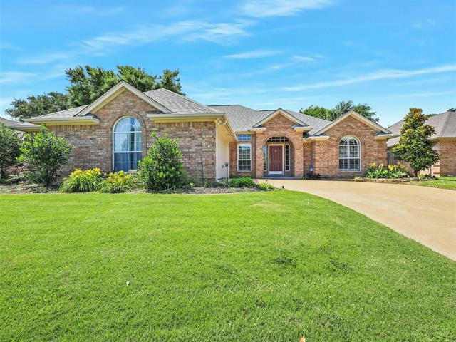 7832 OLD HICKORY DR, NORTH RICHLAND HILLS, TX 76182, photo 1 of 24