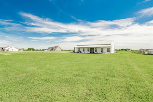 18300 COUNTY ROAD 4001, MABANK, TX 75147, photo 4 of 39