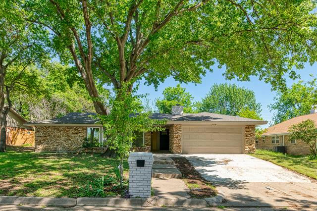4048 ALICANTE AVE, FORT WORTH, TX 76133, photo 1 of 26