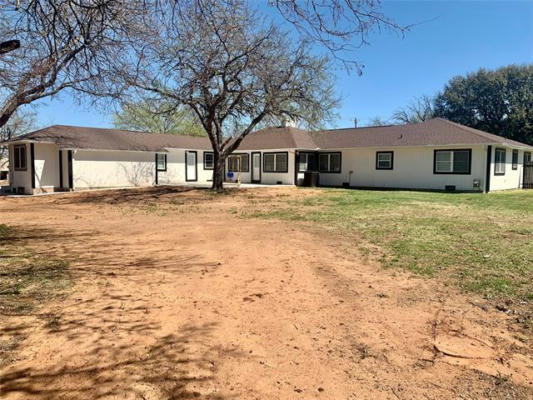 701 COOKE ST, NOCONA, TX 76255, photo 4 of 40