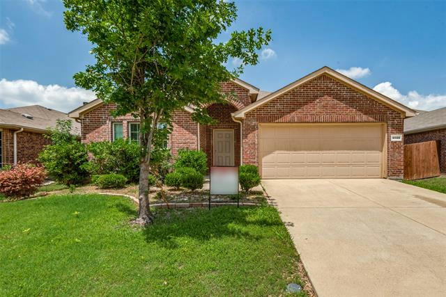 2020 STERLING GATE DR, HEARTLAND, TX 75126, photo 1 of 25