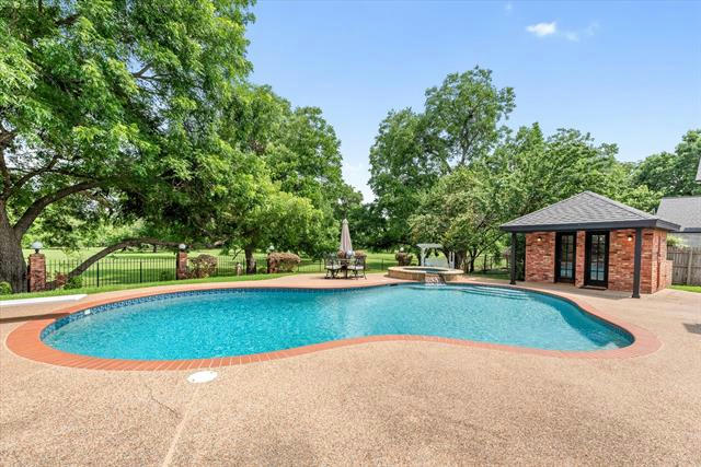 4707 MELROSE PARK CT, COLLEYVILLE, TX 76034, photo 1 of 40