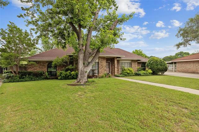 7021 SPARROW PT, FORT WORTH, TX 76133, photo 1 of 38