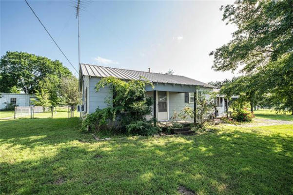 704 W MAIN ST, CAMPBELL, TX 75422 - Image 1