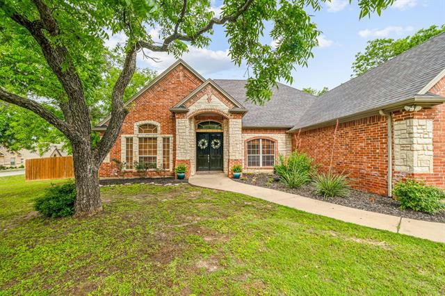 8901 HICKORY HILL DR, GRANBURY, TX 76049, photo 1 of 37