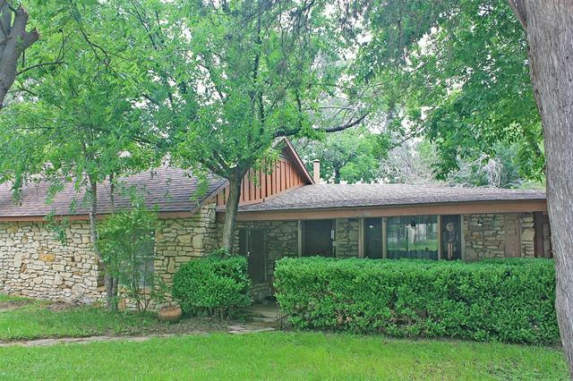 305 BRYAN ST, GLEN ROSE, TX 76043, photo 1 of 40