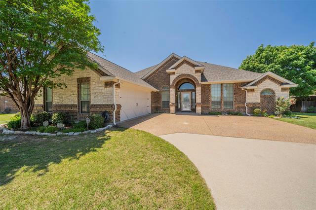 13541 FISHING HOLE LN, FORT WORTH, TX 76052, photo 1 of 30