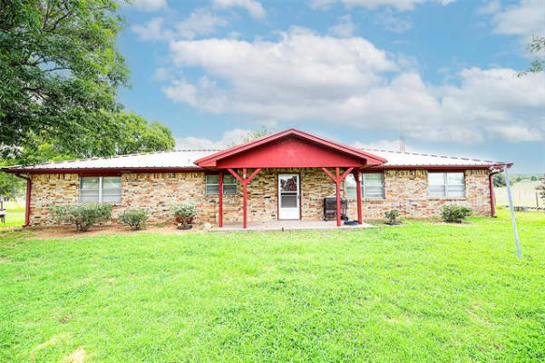 1542 W BUGSCUFFLE RD, BOWIE, TX 76230 - Image 1
