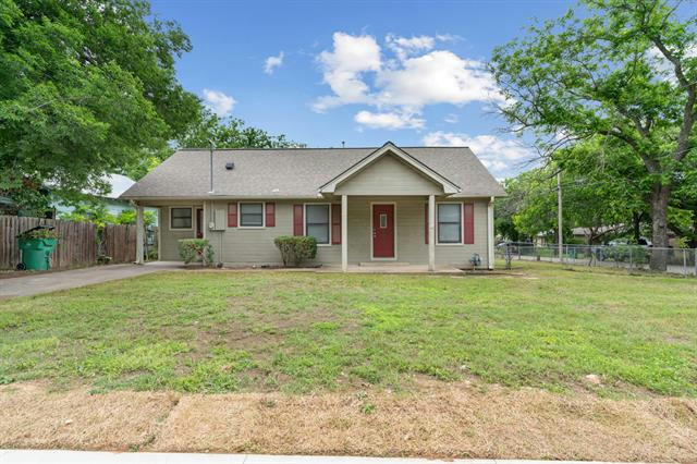 986 W LONG ST, STEPHENVILLE, TX 76401, photo 1 of 39