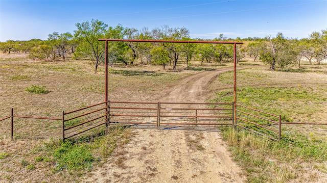 401 FM 2823, DUBLIN, TX 76446, photo 2 of 29