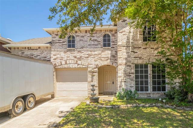 300 GRAND HIGHLANDS DR, WYLIE, TX 75098, photo 1 of 32