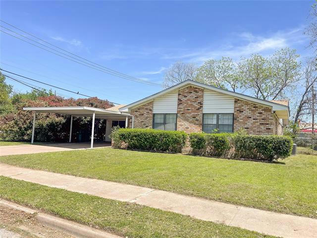 101 S JOYCE ST, LACY LAKEVIEW, TX 76705, photo 1 of 12