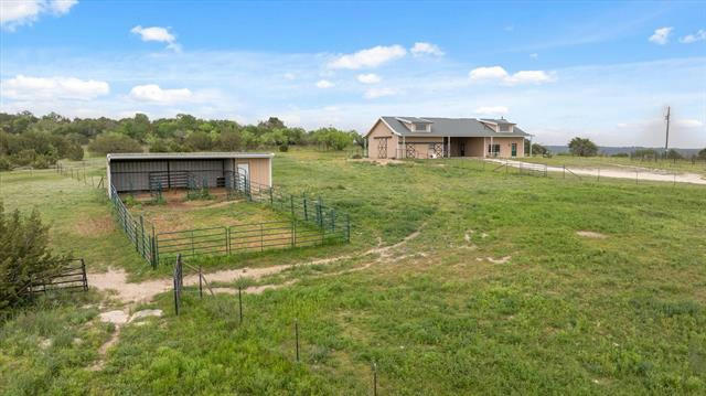 1010 LOOKOUT PT, STEPHENVILLE, TX 76401, photo 4 of 28