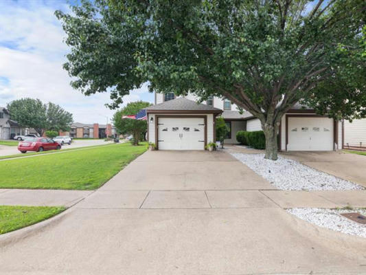 7521 KINGS TRL, FORT WORTH, TX 76133, photo 4 of 36