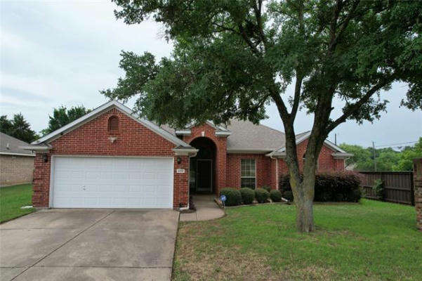 200 COUNTRY MEADOW CT, MANSFIELD, TX 76063 - Image 1