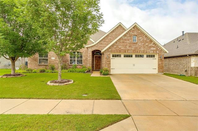 11921 YARMOUTH LN, FORT WORTH, TX 76108, photo 1 of 40