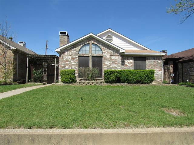 2521 W OAKDALE RD, IRVING, TX 75060, photo 1 of 39