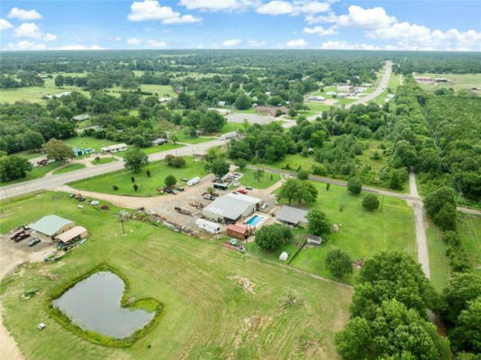 5608 US HIGHWAY 82 E, BLOSSOM, TX 75416, photo 3 of 31