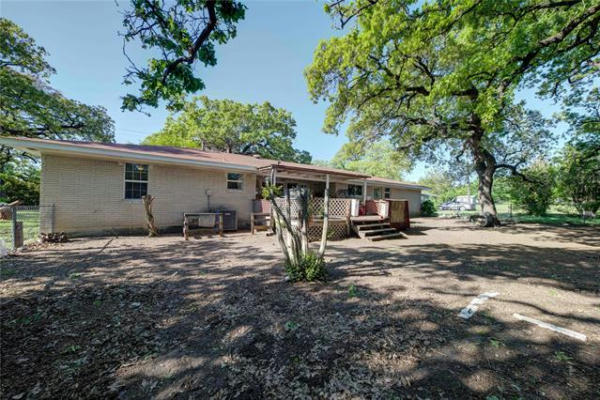 604 W SHERMAN ST, CHICO, TX 76431, photo 4 of 27