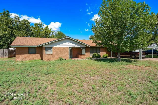 1205 PARK DR, STAMFORD, TX 79553, photo 1 of 29