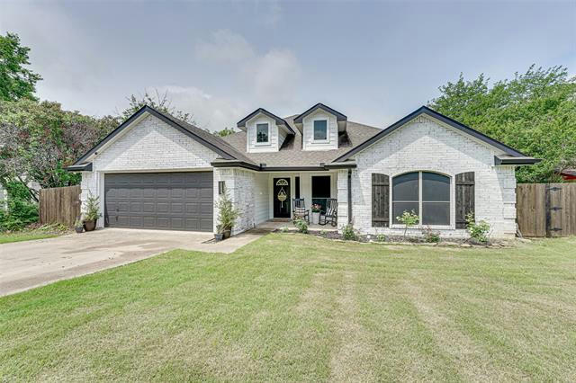 111 CREEKVIEW DR W, RED OAK, TX 75154, photo 1 of 27
