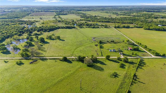 8195 SW COUNTY ROAD 2010, CORSICANA, TX 75110, photo 1 of 22
