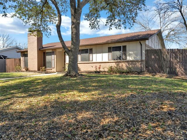 1301 OAKBLUFF DR, LANCASTER, TX 75146, photo 1 of 22