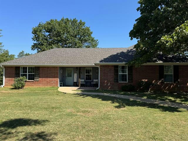 18340 TALL PINES DR, TYLER, TX 75703, photo 1 of 40
