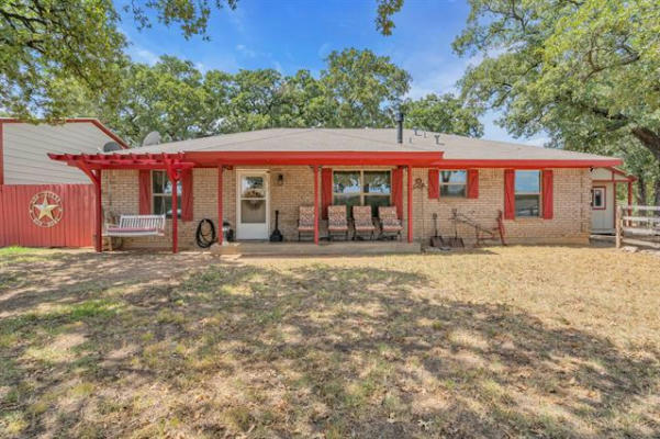 513 W CLAY ST, MONTAGUE, TX 76251 - Image 1