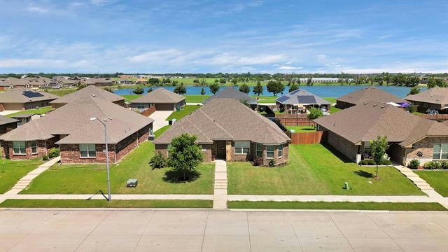 531 COTTONVIEW DR, WAXAHACHIE, TX 75165, photo 2 of 39