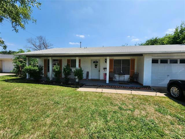 2508 W ROCHELLE RD, IRVING, TX 75062, photo 1 of 18