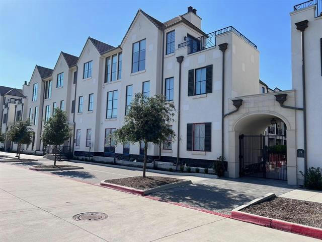 5270 TOWN AND COUNTRY BLVD APT 225C, FRISCO, TX 75034, photo 1 of 34