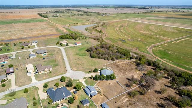 000 TWIN CREEKS CIRCLE, PILOT POINT, TX 76258, photo 2 of 15