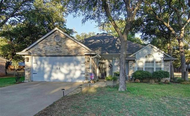 705 MESQUITE ST, MINERAL WELLS, TX 76067 - Image 1