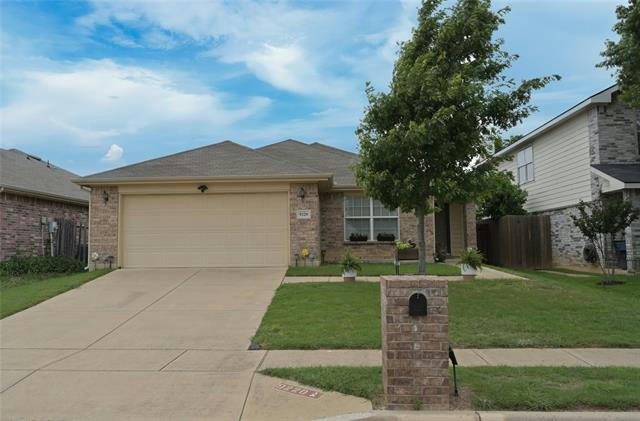9220 CURACAO DR, FORT WORTH, TX 76123, photo 1 of 40