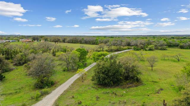 725 S RENO RD, RENO, TX 76082, photo 1 of 40