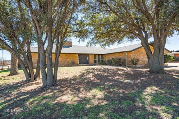 1908 COUNTRY CLUB DR, SWEETWATER, TX 79556 - Image 1