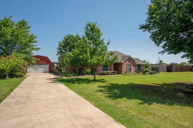 740 CROSS TIMBERS DR, LOWRY CROSSING, TX 75069, photo 1 of 30