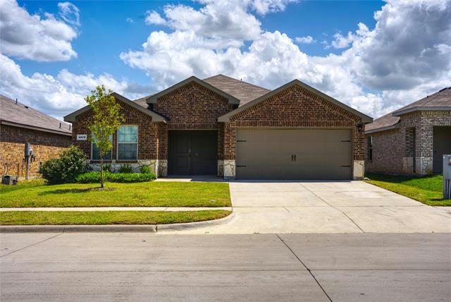 1872 WILLOW CREEK RD, LANCASTER, TX 75146, photo 1 of 19
