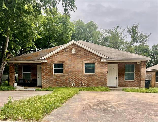 2912 ENNIS AVE, FORT WORTH, TX 76111, photo 1 of 24