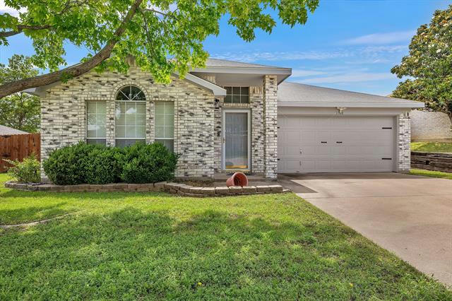 7108 STONEGATE DR, BENBROOK, TX 76126, photo 1 of 34