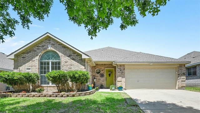 4504 EMBERCREST LN, FORT WORTH, TX 76123, photo 1 of 39