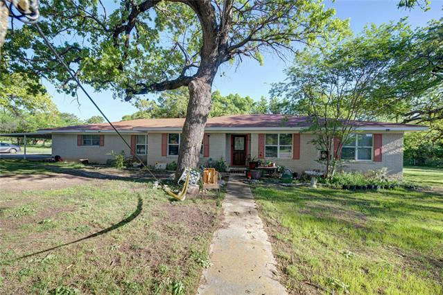 604 W SHERMAN ST, CHICO, TX 76431, photo 1 of 27