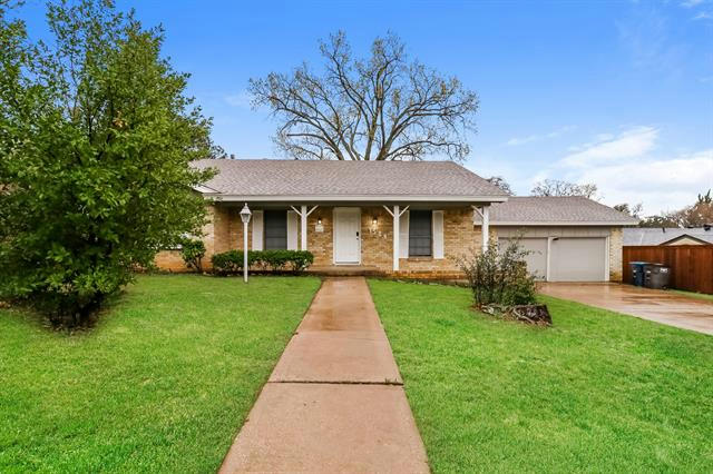 7504 LAURIE DR, FORT WORTH, TX 76112, photo 1 of 16