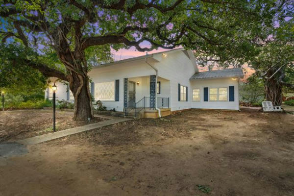 423 E CEDAR ST, GORDON, TX 76453 - Image 1