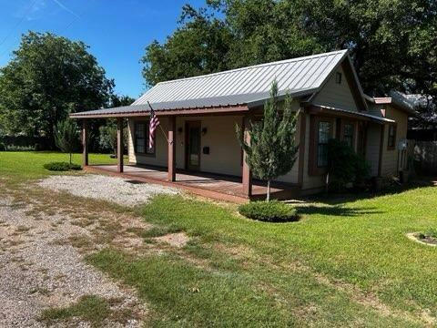 400 S EASTLAND, IREDELL, TX 76649 - Image 1